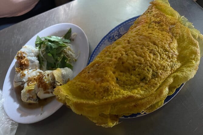 Ho Chi Minh Street Food & City Sights with Local Female Guide - Price: what $35.02 really covers