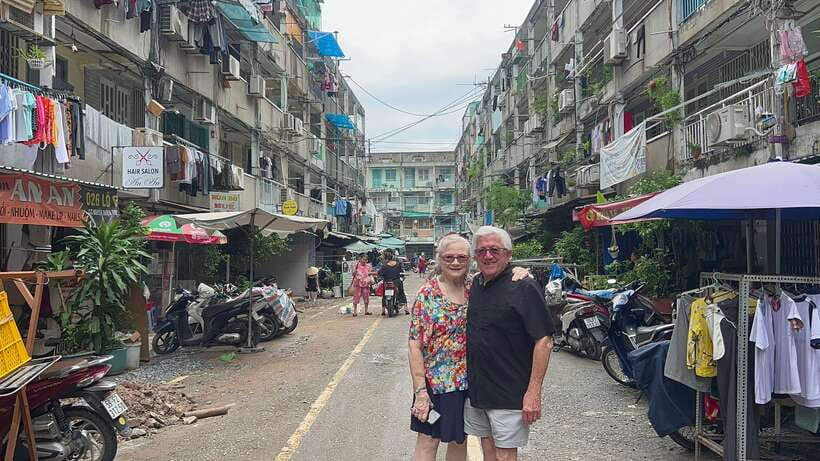 Ho Chi Minh Street Food Private Tour With Funny Guide - Sharing dishes means more tastes in four hours