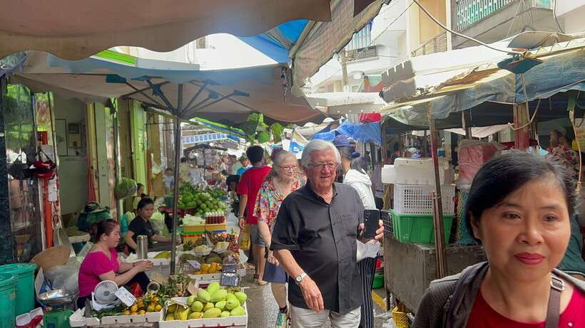 Ho Chi Minh Street Food Private Tour With Funny Guide - Morning market or Bui Vien Street after dark