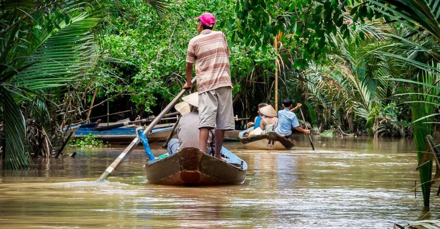 Ho Chi Minh: Top Site Must See Mekong Delta & Cu Chi Tunnel - The long road south to My Tho