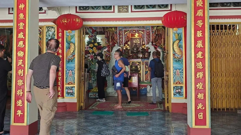 Ho Chi Minh: Vung Tau 1-Day Tour with Christ Statue & Lunch - How the guides affect the experience