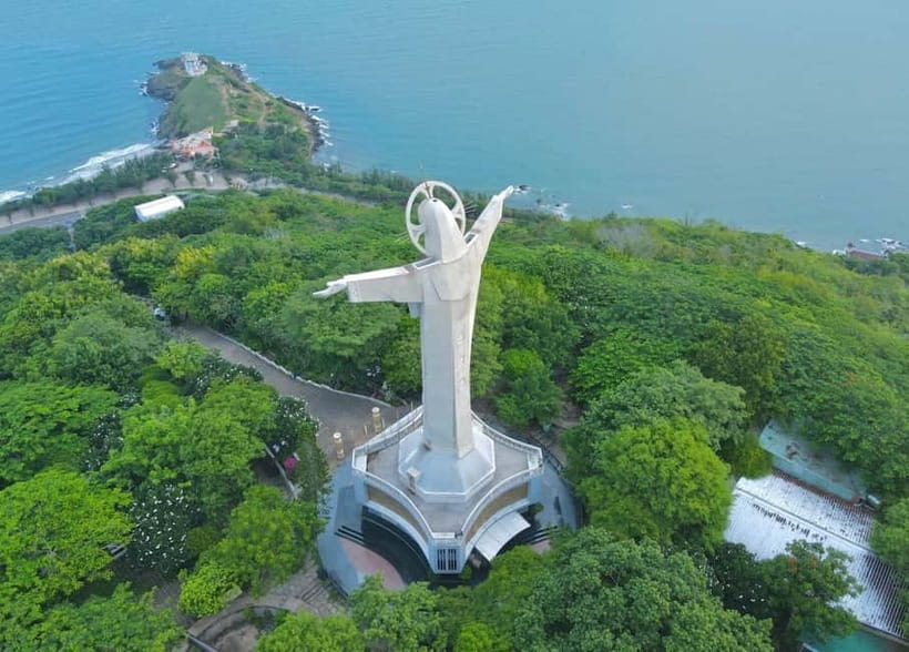 Ho Chi Minh: Vung Tau 1-Day Tour with Christ Statue & Lunch - Climbing to the Christ the King Statue