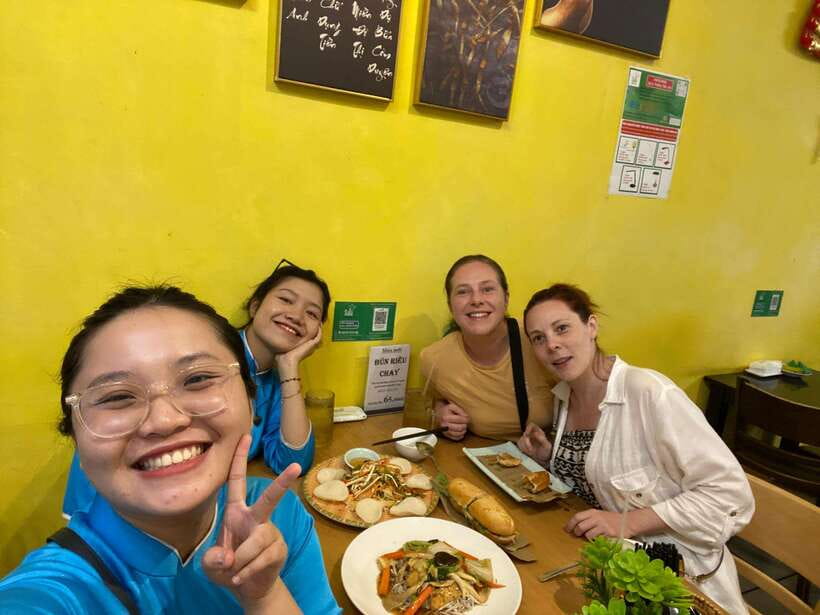 KISSTOUR | Motorbike Food Tour Female Drivers in Ho Chi Minh - Banh xeo, banh khot, and the pleasure of shared plates
