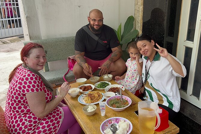 Local Cooking Class At Auntie's Home - Starting at Binh Tay Market in District 6