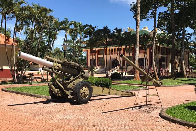 Long Tan Battlefield Day Tour - "Lest We Forget" - What the guide adds to the day