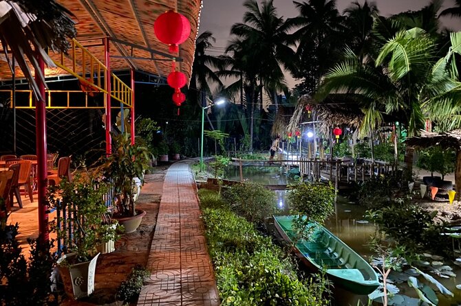 LUXURY Mekong 2 Days 1 Night SMALL GROUP Stay at Tiny Homestay with BBQ Dinner - Lunch and the move to Family Tiny Garden