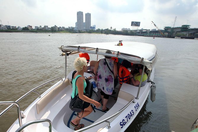 Luxury Speedboat 2 Ways from Ho Chi Minh city to Cu Chi Tunnels - Practical details that affect your day