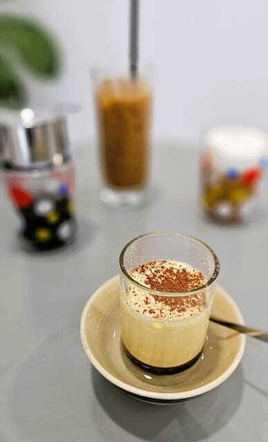 Make 3 Regions Iconic Vietnamese coffees: Brown, Salted, Egg - Why the small group matters