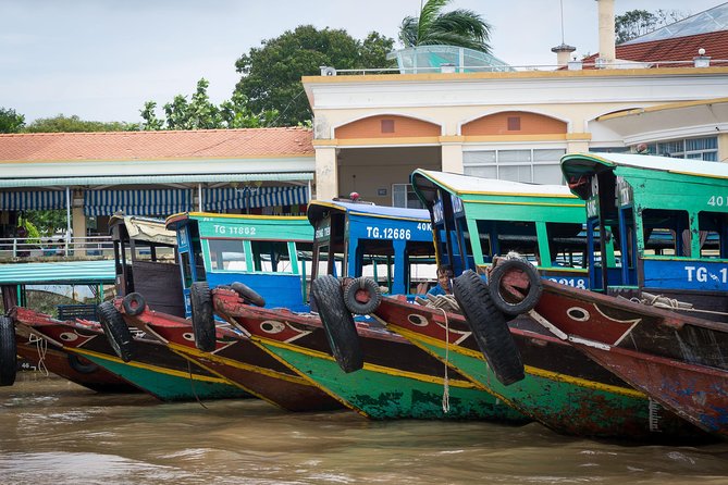 Mekong Delta 2-Day Tour: Floating Markets & Cultural Exploration - An Old House and the Story of Delta Families