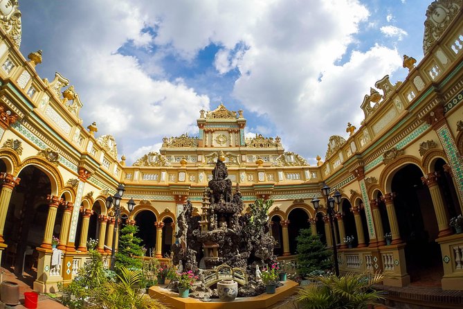 Mekong Delta 2-Day Tour: Floating Markets & Cultural Exploration - Fresh Noodles and a Khmer Pagoda