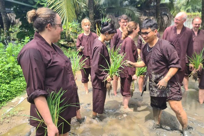 Mekong Delta 2 Days 1 Night Small Group Homestay - Cycling through orchards on the second morning