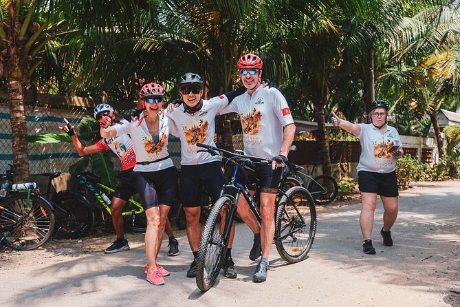Mekong Delta 4 Days Cycling Trip-Off the Beaten Track - What the accommodation and meals mean in practice