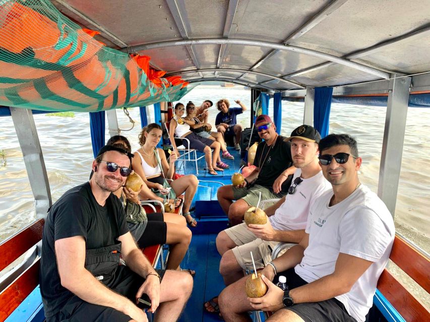 MeKong Delta Tour - Vinh Trang Pagoda, a short cultural stop