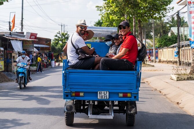 Mekong Delta tour: Ben Tre 1 day by DGT - The 7 a.m. start and ride from Ho Chi Minh City
