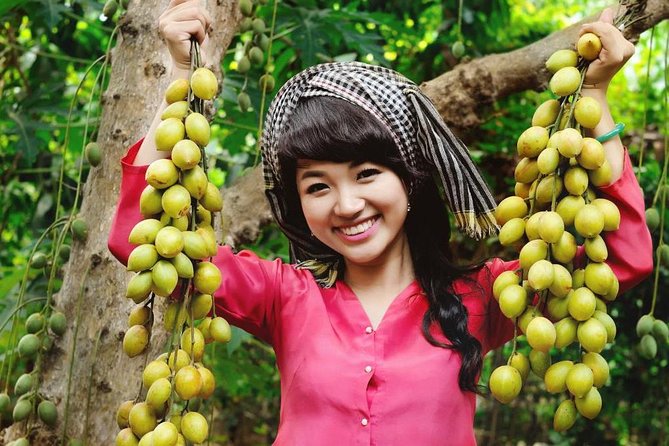 Mekong Delta Tour Full Day Cai Be-Vinh Long - What the guide adds to the day