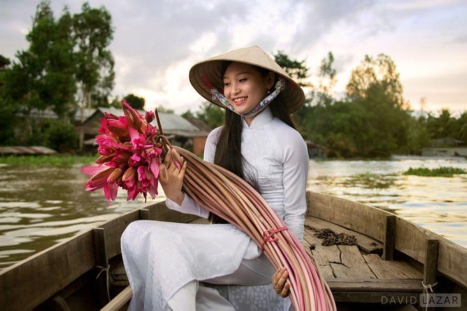 Mekong Delta Tour with Kayaking, Cycling and Cooking - Cycling through orchards and rice fields in Long An
