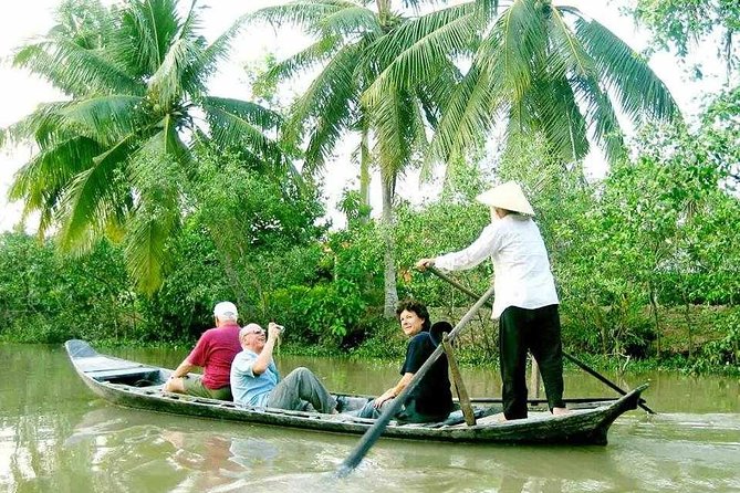 Mekong Delta Tour with Kayaking, Cycling and Cooking - Cooking spring rolls, pancakes, and a barbecue lunch