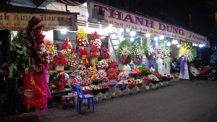 Midnight Street Food Tour In Saigon By Motorbike - Baguette, seafood, and the old mafia district