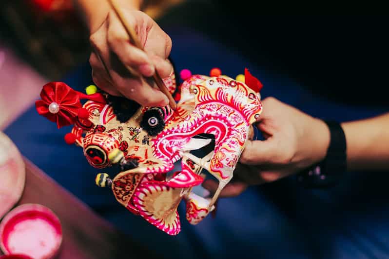 Mini Lion head decoration workshop - Who will enjoy this experience most?