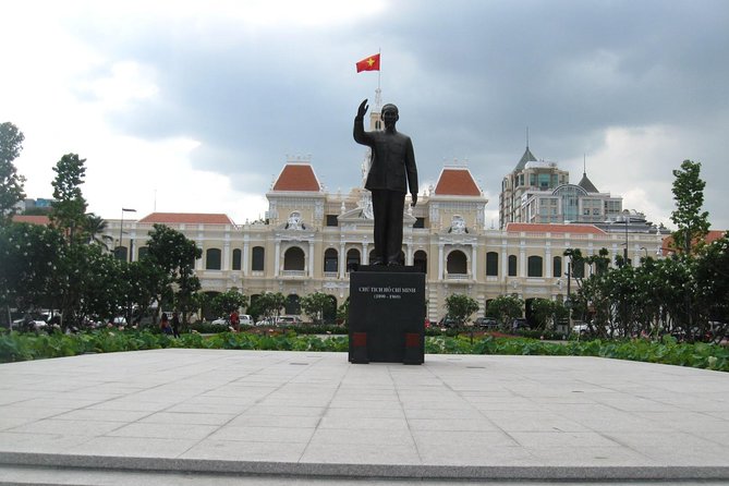 PHU MY SHORE EXCURSION: Car Services + LOCAL TOUR GUIDE in Saigon - War Remnants Museum: the day’s most serious stop