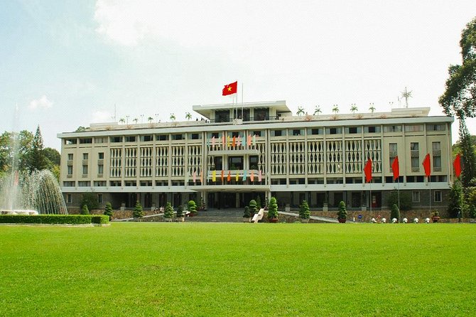 Private Ho Chi Minh City Discovery Full-Day Guided Tour - The War Remnants Museum puts the past first