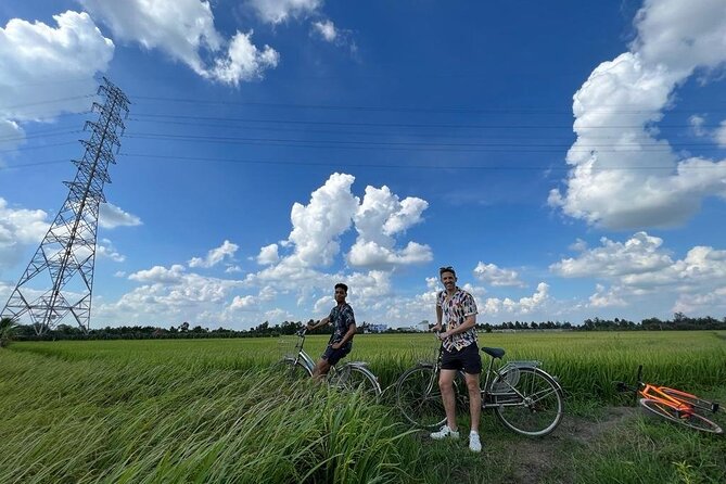 PRIVATE Mekong Delta 1 Day with Kayaking, Biking & Cooking - Honey tea, southern music, and coconut candy