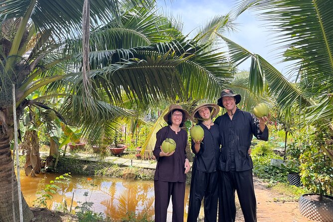 PRIVATE Mekong Delta 1 Day with Kayaking, Biking & Cooking - Cruising the Tien River and the four islands
