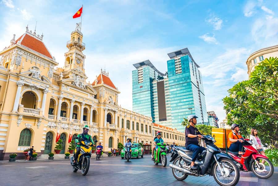 Private Saigon Highlights Tour by Car – Flexible Half Day - A compact route through Saigon’s defining sights