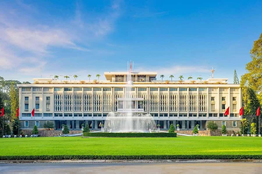 Private Saigon Highlights Tour by Car – Flexible Half Day - What $65 per person really buys you