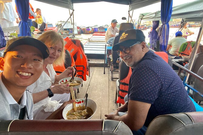 Private Scooter Street Food Tour in Saigon with 11 Tastings - Dừa tắc at 250 Pasteur