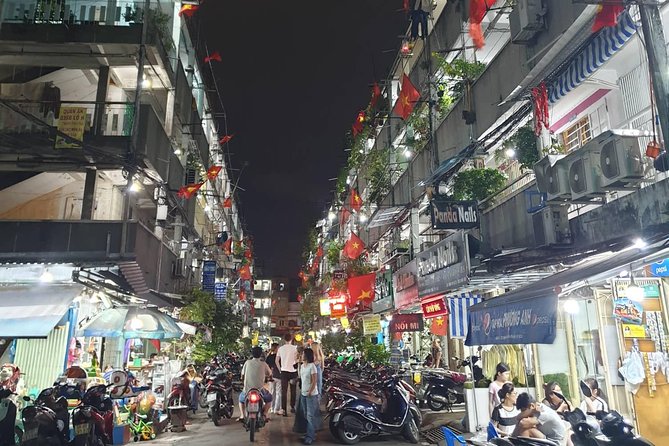 Private sight-seeing motorbike tour with local expert/student in HCMC - Is $23 good value?