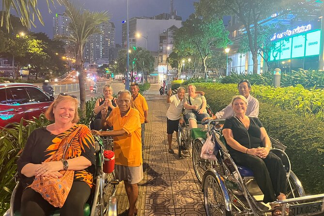 Private Street Food Discovery by Cyclo at Night in Ho Chi Minh - Nguyen Thien Thuat Apartments and District 3 Food