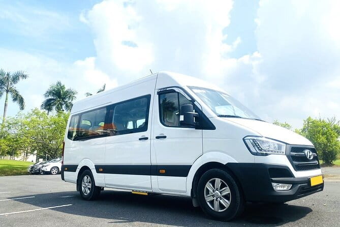 Private Transfer: Can Tho To Ho Chi Minh City/Ho Chi Minh Airport - What the pickup is like
