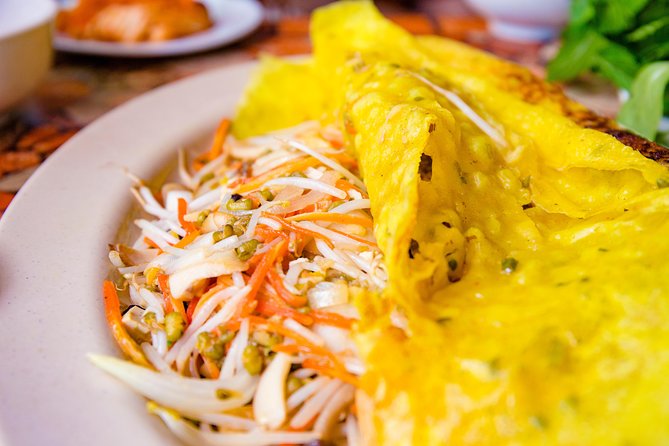 Private Vegan Food Tour By Scooter in Ho Chi Minh City - Why a scooter is the right way to see Saigon at night