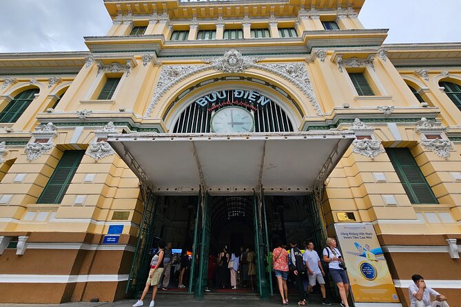 Private Walking Half Day Tour in Ho Chi Minh City - Choose your ending: war history or Independence Palace