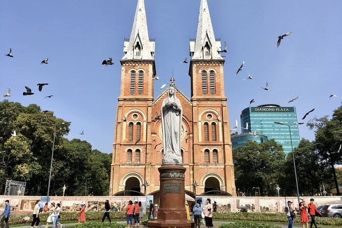 Sai Gon City Tour and Dinner On Cruise Half Day - Ba Son Bridge, Turtle Lake, and Nguyen Hue Street
