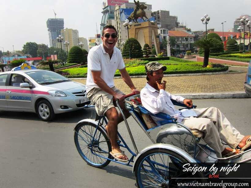 Saigon by Night: Traditional Dinner Cruise - Timing, duration, and the evening’s practical rhythm
