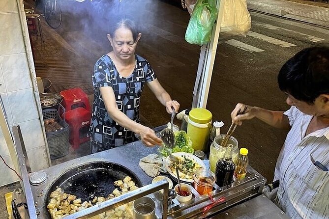 Saigon Evening Walking Street Food Tour - Stop four: coconut and avocado ice cream at the flower market