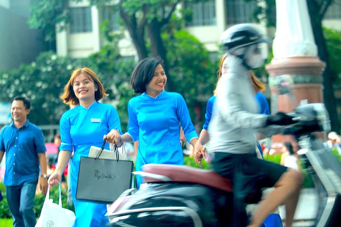 Saigon Half Day Shopping Tour by Motorbikes - KissTour - Why the famous markets are not always the best first stop