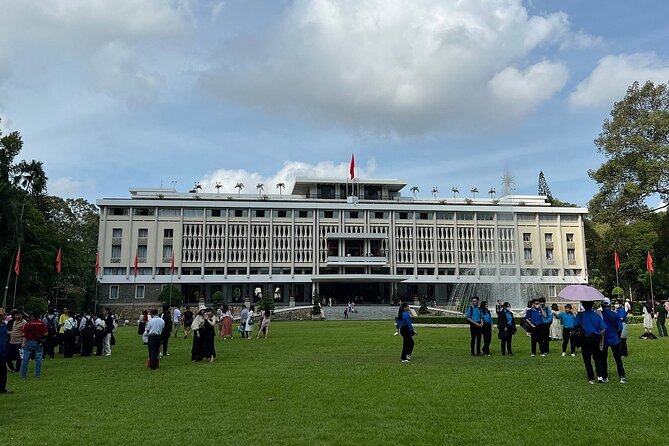 Saigon Highlights Full Day Tour - Notre Dame Cathedral of Saigon