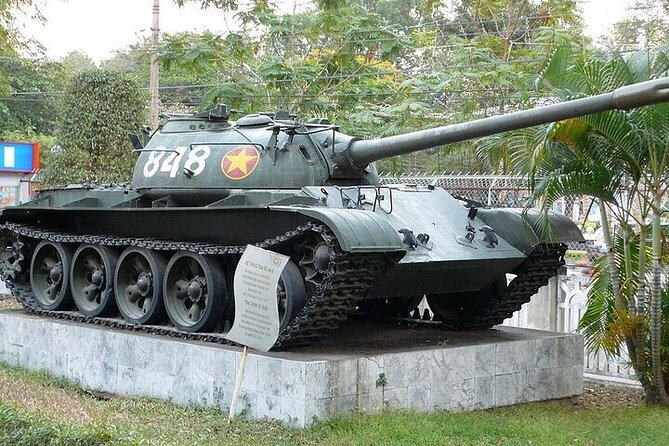 Saigon Highlights Full Day Tour - Starting in District 1 at 7:30 am