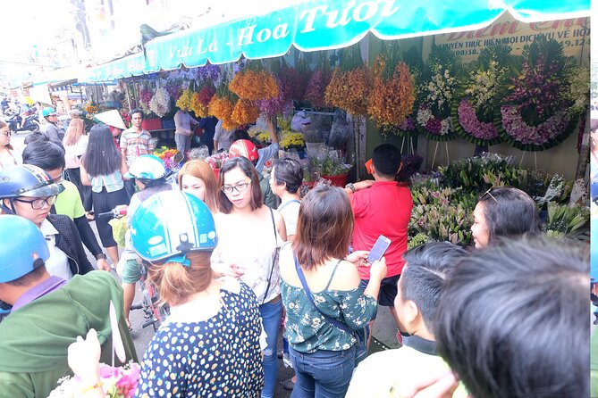 Saigon Morning Excursion by Scooter - Chinatown, Medicine Street, and Thien Hau Temple