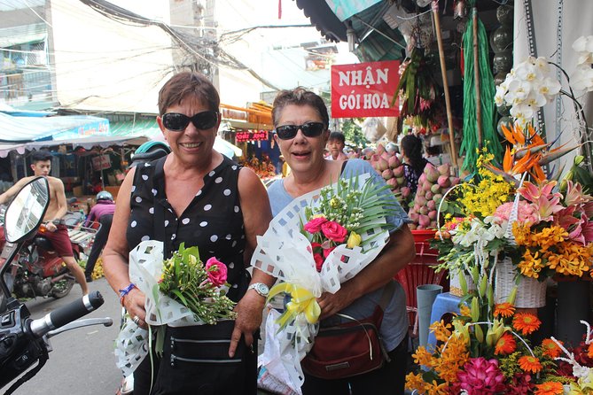 Saigon Motorbike City Tour - Chợ Lớn, temples, and local shopping streets