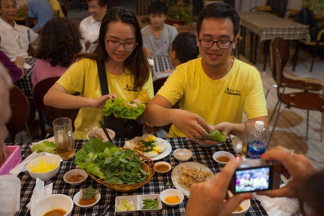Saigon Night Street Food and City Tour on Scooter - A short night ride through Ho Chi Minh City