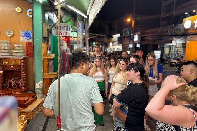 Saigon Night Walking Food Tour - 100% No Tourist - Grilled rice paper and the Saigon street-food scene