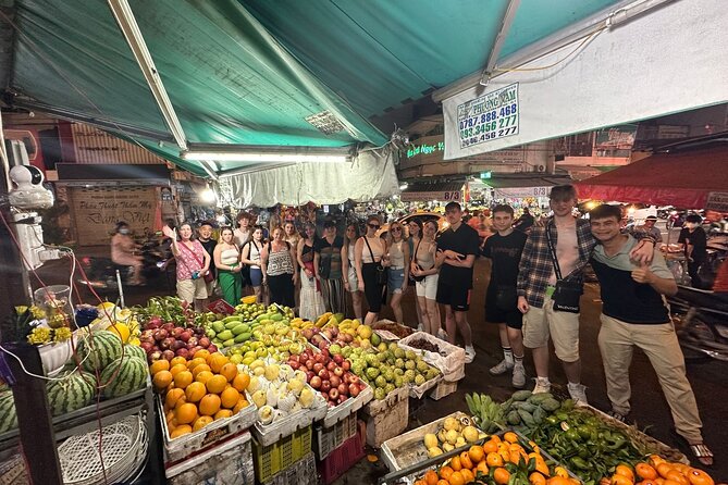 Saigon Night Walking Food Tour - 100% No Tourist - A local walk between courses