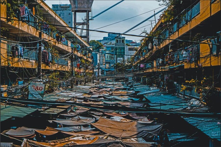 Saigon Off-the-Beaten Path-Cycling Tour in Ho Chi Minh City - District 10, where the market becomes the main event