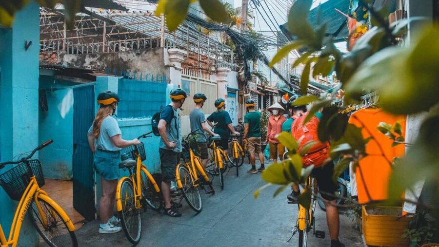 Saigon Off-the-Beaten Path-Cycling Tour in Ho Chi Minh City - The guide makes the difference