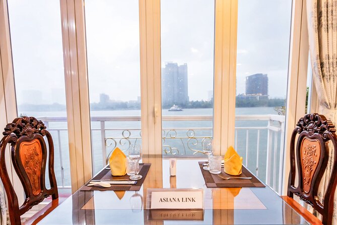 Saigon River Dinner Cruise: Buffet, Set Menu, Fine Dining (3hrs) - Why a night on the Saigon River works