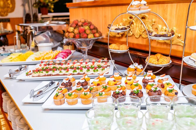 Saigon River Dinner Cruise: Buffet, Set Menu, Fine Dining (3hrs) - City lights, bridges, and the best photo spots